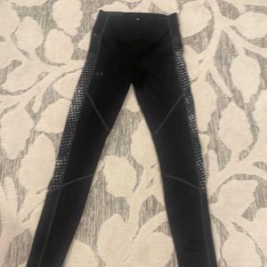 Compression leggings